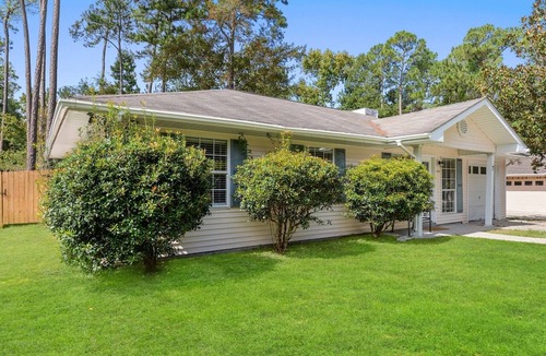 Diamondhead House | Cottage in Diamondhead