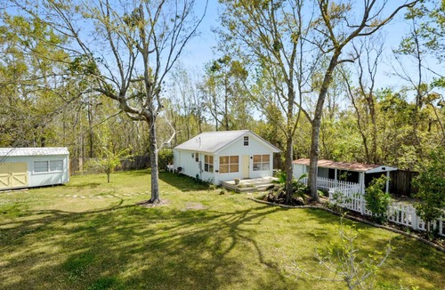 Waveland Cottage | Cottage Oasis less than a mile from the Waveland Beach