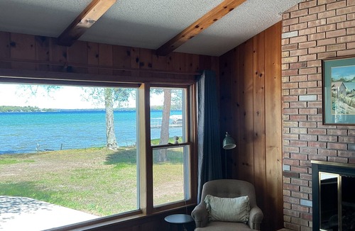 Lake Leelanau Cottage | Cottage on N. Lake Leelanau, private, 175 feet of lakefront, near Leland & Dunes