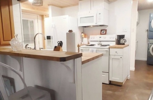 McNeill Cottage | Cottage on the Lake