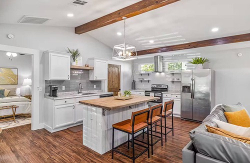 Monroe House | Cottage on the North