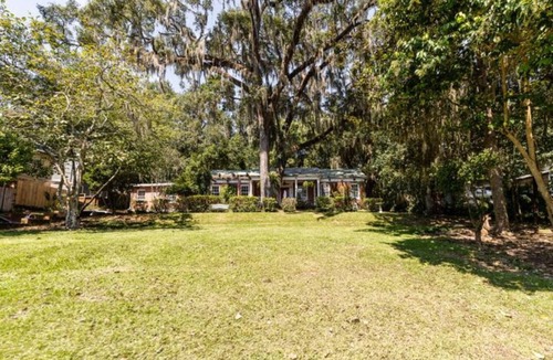 Tallahassee Apartment | Cottages @ Lake Ella - Bungalow 1bd1b/kitchen