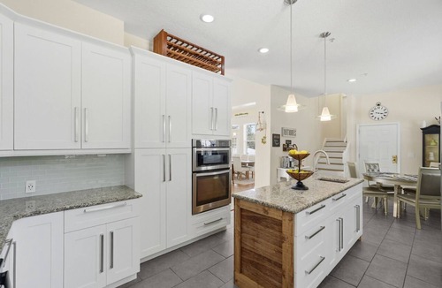 De Leon Springs House | Country Estate w/6 bedrooms, 5.5 baths, POOL, HOT TUB, Volleyball Ct, Fire Pit