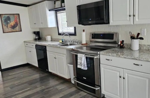 Middleburg House | Country living at its best!