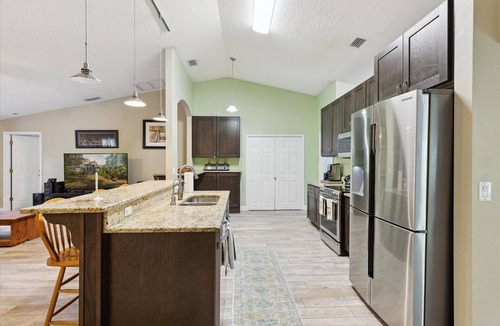 Cocoa House | Country Oasis w/Heated Pool > Cocoa FL
