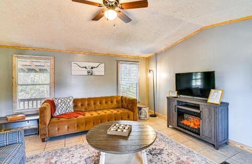 Iuka House | Countryside Home w/Pond & Pasture Views in Iuka!