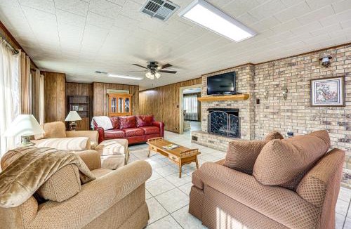 Lawson House | Countryside Marion Retreat Near Fishing & Trails!