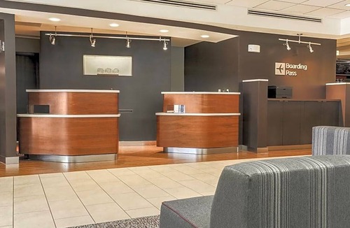 Lake Mary Hotel | Courtyard by Marriott Orlando Lake Mary/North