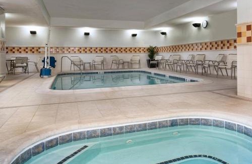 Collierville Hotel | Courtyard Memphis Collierville