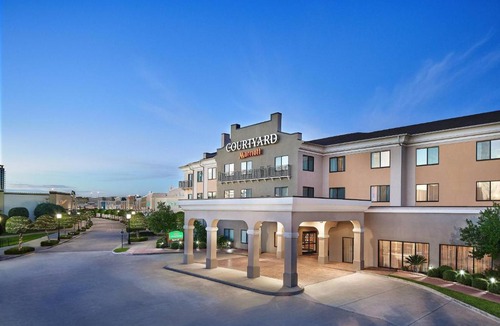 Bossier City Hotel | Courtyard Shreveport-Bossier City/Louisiana Boardwalk