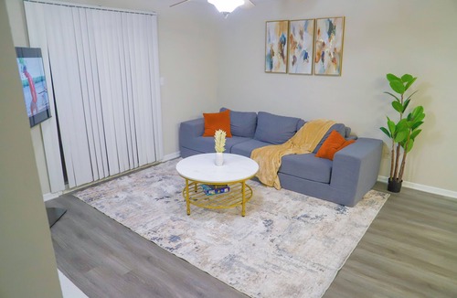 North Decatur Apartment | Cozy 1-bedroom apartment in perfect Decatur with pool and gym access. Near Emory