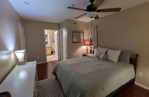 Orlando Condo | Cozy 1-bedroom condo with AC in gorgeous Orlando, Waterford Lakes near UCF