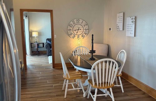 Loxley Cottage | Cozy 1-bedroom farm cottage. Feel far away without actually being far away!