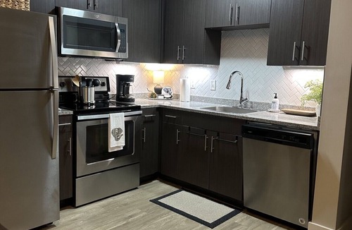 Tuscaloosa Condo | Cozy 2 bedroom/2 bath condo, on the first floor close to campus in Tuscaloosa