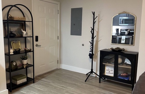 Tuscaloosa Condo | Cozy 2 bedroom/2 bath condo, on the first floor close to campus in Tuscaloosa