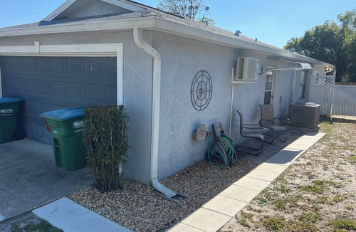 Deltona Lakes Apartment | Cozy 2-bedroom apartment in centrally located Deltona. SLEEPS 7 PEOPLE!
