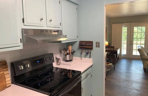 Diamondhead House | Cozy 2-bedroom townhome in enjoyable Diamondhead with AC, WiFi, and a great view
