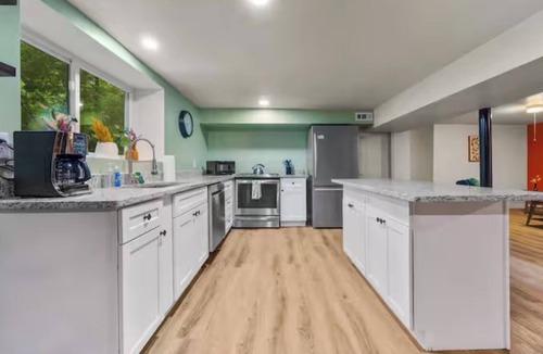 Tucker Apartment | Cozy 2-BR Home w/Parking & High-Speed Wi-Fi