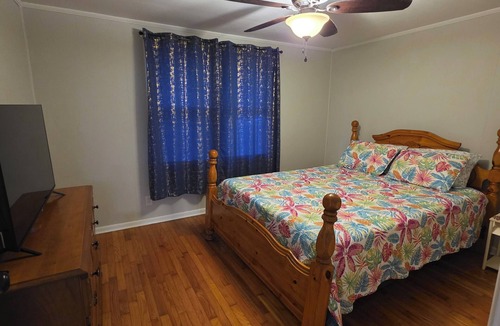 Douglas House | Cozy 2BR Home in Douglas, GA – Comfort & Convenience Await!