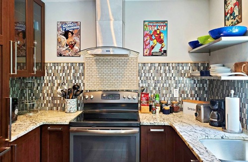 Port Orange House | Cozy 2BR Home w/Yard + Fire Pit | Near Beach | Free Daily Activities