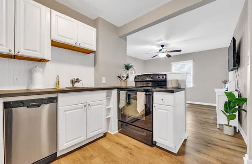 Summerhill House | Cozy 2BR Near Stadium & BeltLine
