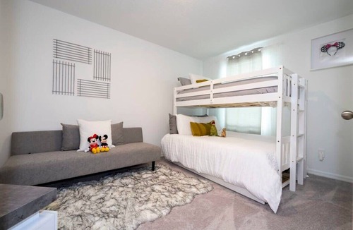 Davenport House | Cozy 3Bd Close to Disney at Enclaves 983