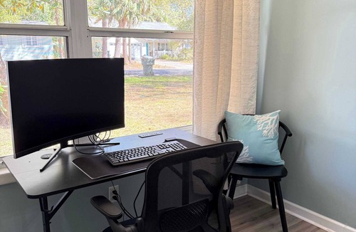Fort Walton Beach House | Cozy 4 bedroom rental, Walking distance to bay
