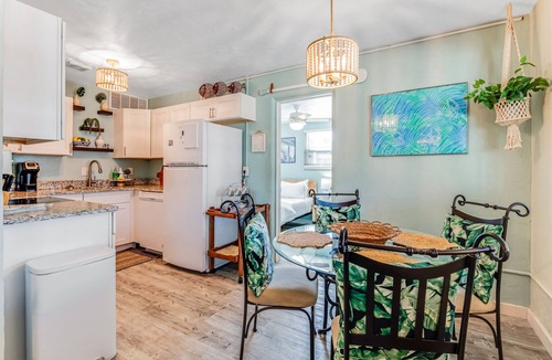 Ormond-by-the-Sea House | Cozy beach house - 5 min walk to the beach - Pet-Friendly!