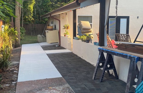 Port Orange House | Cozy bungalow in serene Port Orange