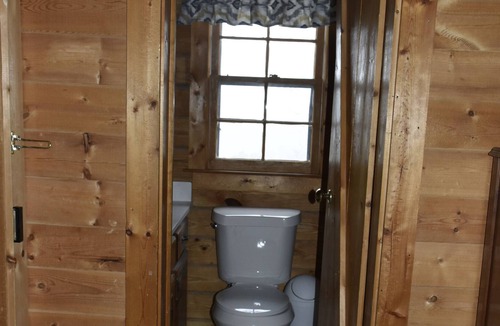 Pine Mountain Valley Cabin | Cozy cabin nestled atop Pine Mountain and FDR State