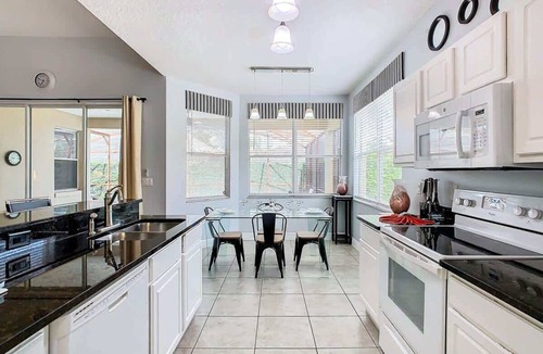 Haines City House | Cozy Calm Cottage