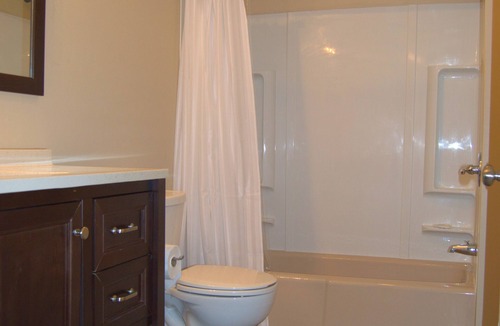 Bayou Cane House | Cozy, centrally located, 1-bedroom house in Houma! On the Bayouside