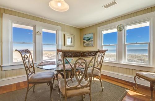 Fernandina Beach House | Cozy cottage and dog friendly, perfect for a relaxing, calm time away for everyday life.