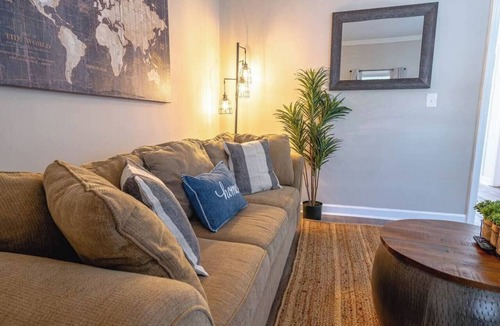 Montgomery Apartment | Cozy Cottage Hill 1BR | Serene Pet-Friendly Escape