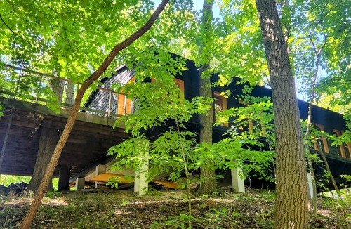 Shelby Cottage | Cozy, cute, clean cottage near Lake Michigan