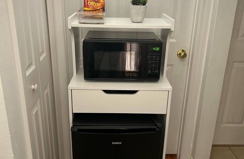 Deltona Lakes Apartment | Cozy Dual Rooms in Deltona.