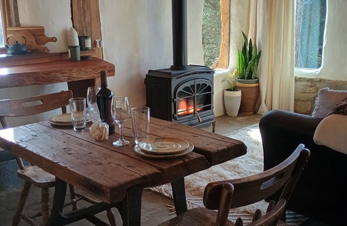Chickamauga Cabin | Cozy earth home with incredible views in Chickamauga