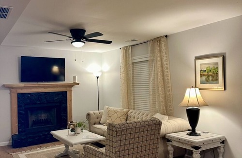 Clarkdale House | Cozy, Firepit/Location/Atlanta/Austell