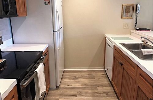 Harbor Springs Condo | Cozy Getaway Near All the FUN! Harbor Springs/Petoskey