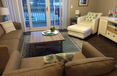 Innerarity Townhomes House | Cozy home on 2 bays, minutes to white sand beaches, shops & great reataurants!
