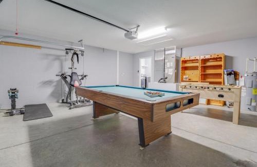 Candler House | COZY home with fenced patio