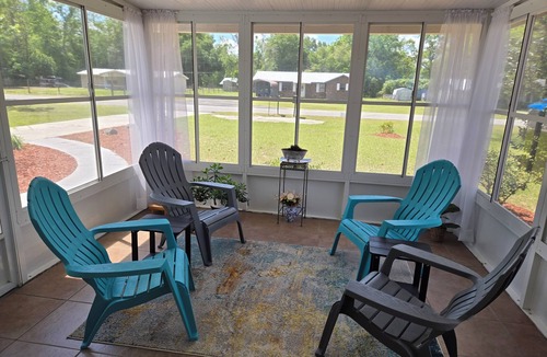 Lake City House | Cozy, inviting home in Lake City, FL. Minutes from town and close to rivers.
