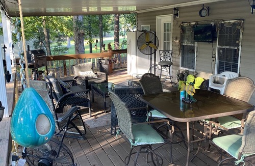 Morris House | Cozy Lake Eufaula House seconds from White Oak