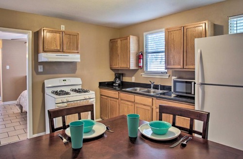 Esplanade Ridge Apartment | Cozy New Orleans Getaway about 2 Mi to Bourbon Street