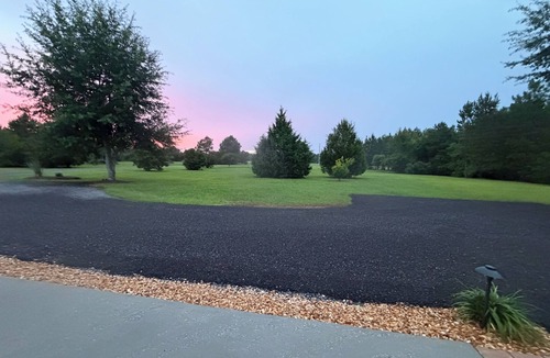 Elberta House | Cozy & quiet 2 bedroom country getaway, close to all the fun!