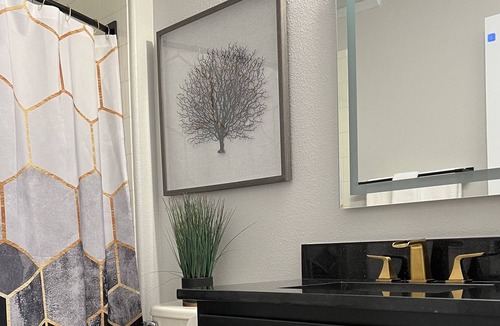 Winter Springs House | Cozy & Quiet Private Bedroom