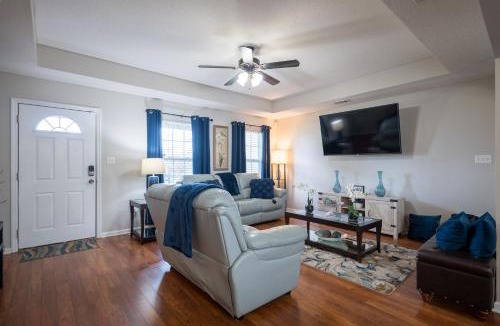 Valdosta House | Cozy Retreat Near Moody AFB, VSU, Downtown & Parks
