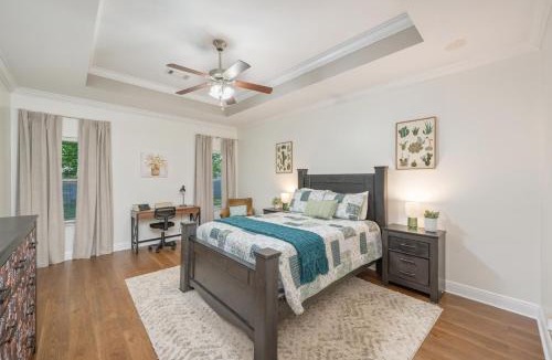 Crestview House | Cozy Retreat with Patio, Big Kitchen and Fishing Nearby