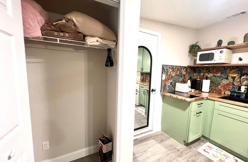 Longwood Apartment | Cozy Studio – Minutes to Wekiva, Disney & downtown Orl - Netflix - XL parking