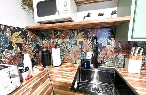 Longwood Apartment | Cozy Studio – Minutes to Wekiva, Disney & downtown Orl - Netflix - XL parking
